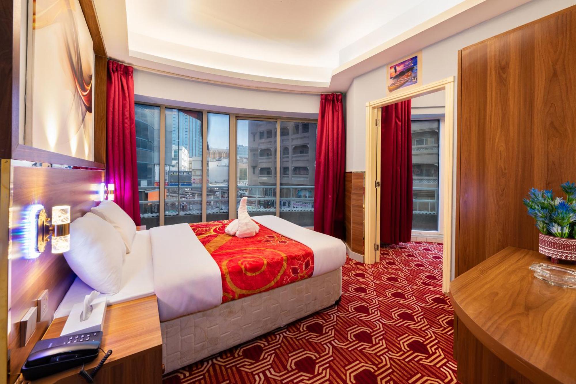 דובאי Tanha Hotel מראה חיצוני תמונה